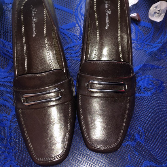 2/$17🤑Elegant Brown Dress Heels Sz 6 - Picture 3 of 7